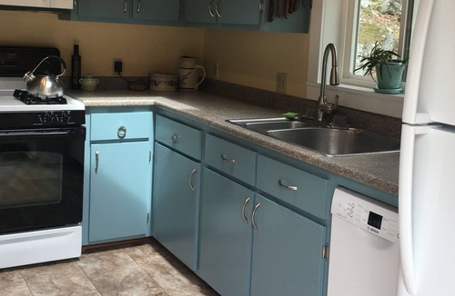 Hillsboro House | Mountain View Cottage