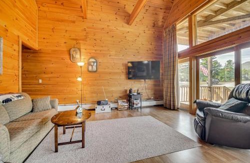 East Central Franklin House | Mountain-View Deck! Cabin By Mt Abraham Trails