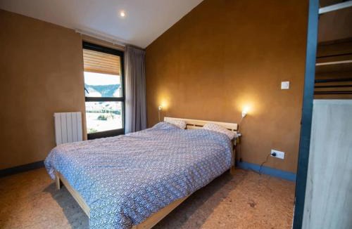 Marcoux House | Mountain-view eco-friendly cottage