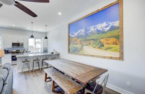 Woodland Park House | Mountain-View Escape Near Downtown 33135eight