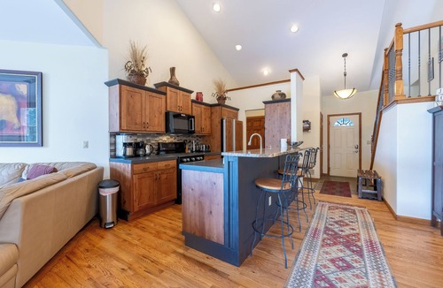 Blue River House | Mountain View From Every Room