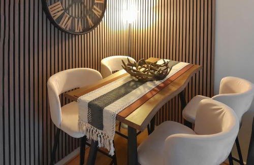 Rhiwbryfdir House | Mountain View