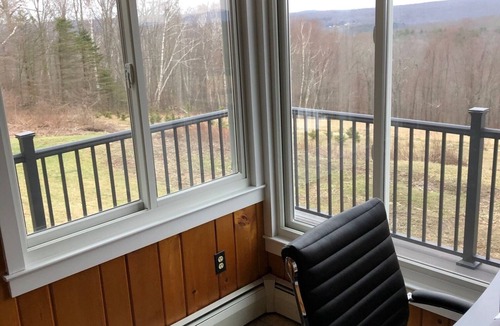 West Cornwall House | Mountain View Getaway