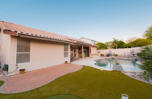 Pinnacle Hill House | Mountain View Hide Away with Heated Pool