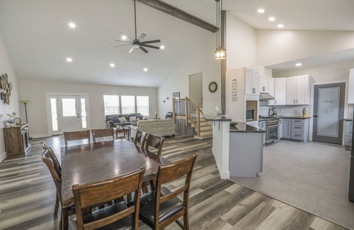 Big Timber House | Mountain View Home, 5 bedrooms large, open spaces!