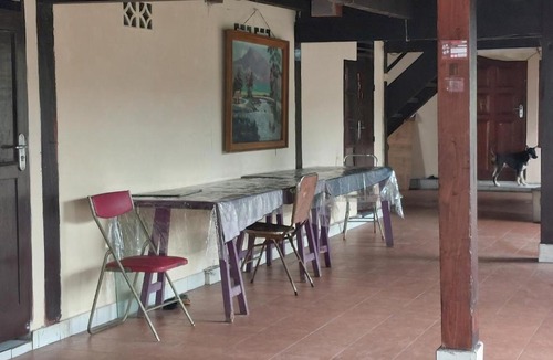 Tomohon Hotel | Mountain View Homestay