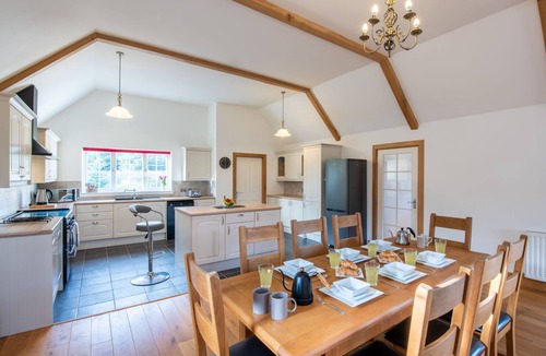 Loch Ness House | Mountain View Lodge by Interhome