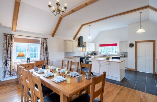 Loch Ness House | Mountain View Lodge by Interhome