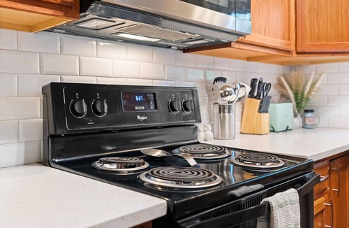 Jim Thorpe House | Mountain View Lodge: Bear Creek Lakes - Lake, Pool, Firepit & Pet Friendly
