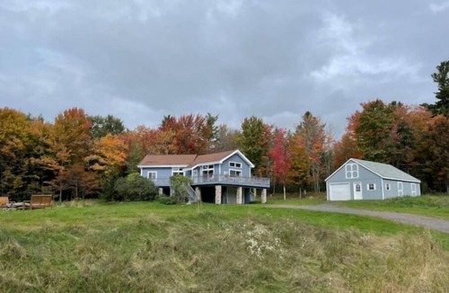 East Jewett House | Mountain View Minutes to Hunter/Windham Fast Wifi