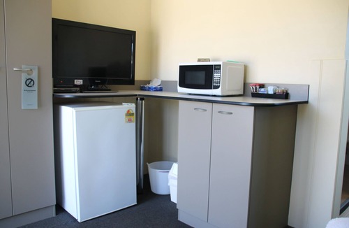 Corryong Hotel | Mountain View Motel Corryong