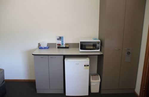 Corryong Hotel | Mountain View Motel Corryong