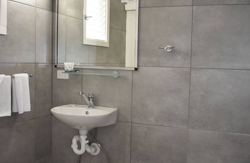 Corryong Hotel | Mountain View Motel Corryong