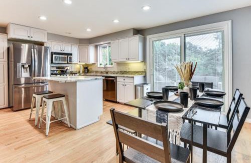 Centerville House | Mountain-View Retreat with Hot Tub in Centerville!