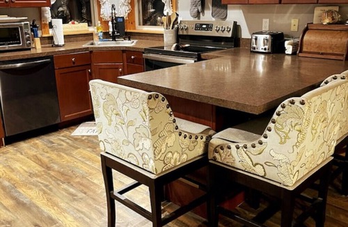 Richmondville House | Mountain View Ridge