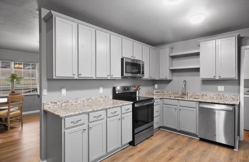 Benton House | Mountain View River Retreat