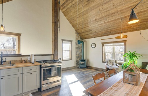 Del Norte Cabin | Mountain View, Riverfront: Del Norte Barndominium