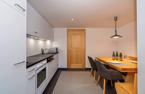 Adelboden Apartment | Mountain View Studio Adelboden|Gondola & Spa