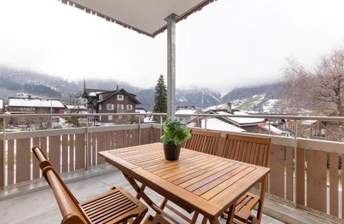 Lungern Apartment | Mountain view with balcony and free parking