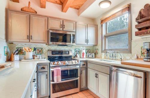 Nambe Pueblo House | Mountain Views and Patio Santa Fe Escape!