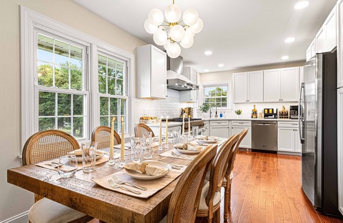 Bennington House | Mountain Views, Game Room, Fire Pit, Dream Kitchen