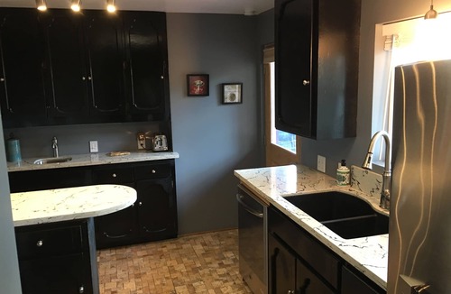 Cornelius House | MOUNTAIN VIEWS IN WINE COUNTRY