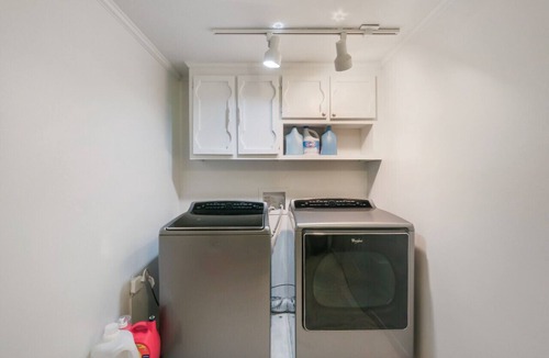 Woods Creek House | Mountain Views | Private Escape