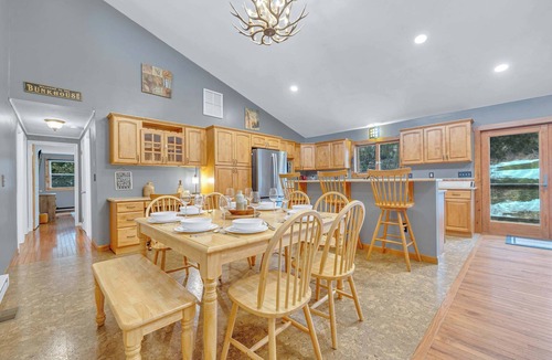 Union Dale House | Mountain Views, Private Pond, Mins 2 Elk Mountain