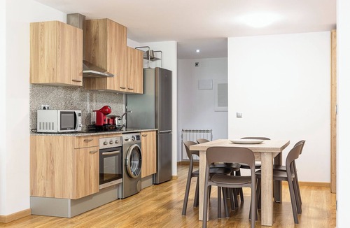 Arinsal Apartment | Mountain Views, Terrace & Free Parking