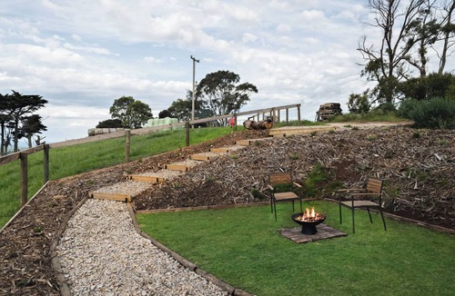 Yarragon South House | Mountain Views X by Tiny Away