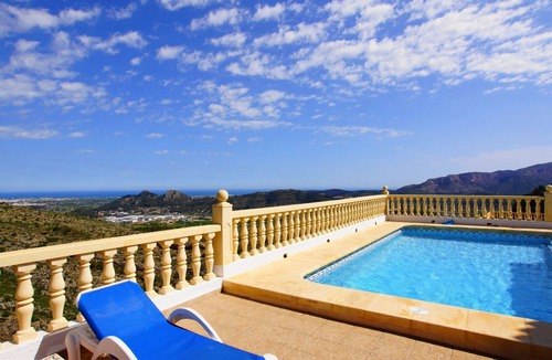 Pedreguer Villa | Mountain villa + sea view. Privacy, tranquillity. Near Javéa, Moraira and Dénia
