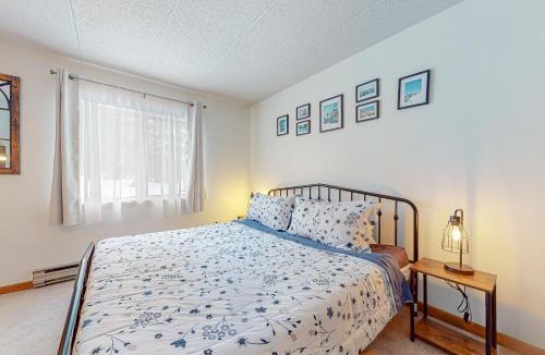 West Dover Apartment | Mountain Village 5H Unit B
