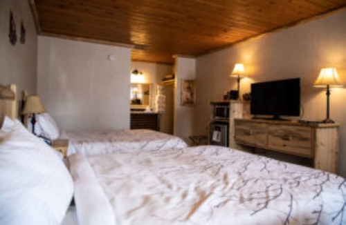 Stanley Hotel | Mountain Village Lodge