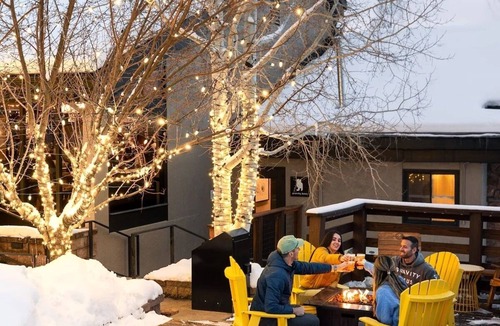 Steamboat Springs Hotel | Mountain Vista Queens at Gravity Haus, Near Gondola & Hot Springs - 2 Units