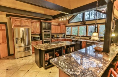 Ellijay Cabin | Mountain Waters Lodge - Serene Stream, Chef's Dream Kitchen,Dog Friendly, Excellent WIFI