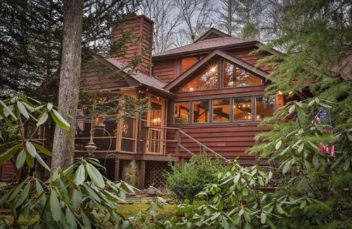 Ellijay Cabin | Mountain Waters Lodge - Serene Stream, Chef's Dream Kitchen,Dog Friendly, Excellent WIFI