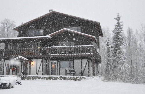 Talkeetna Apartment | Mountain Whispers Suite with shower