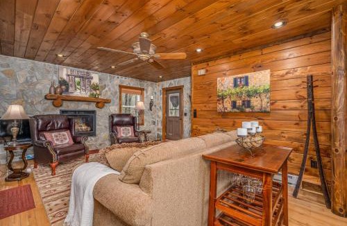 Elk Park House | Mountainside Charm