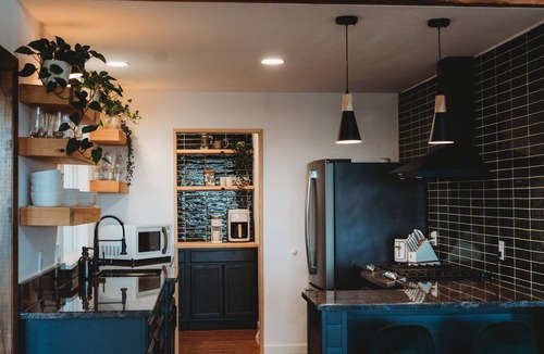 Central Bridge House | Mountainside home with amazing views