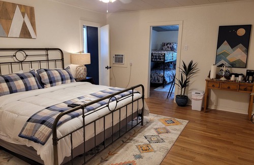 Fort Davis Hotel | Mountainside Inn