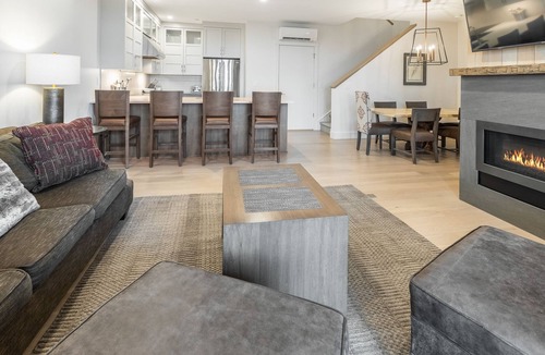 Ludlow Condo | Mountainside Luxury 2-Level Condo at Okemo. Ski-In/Out.