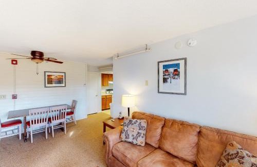 Stowe Area Apartment | Mountainside Resort III