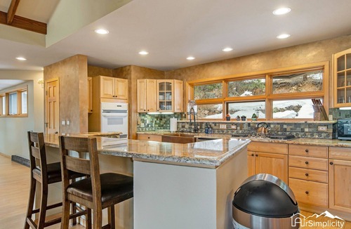 Kerr Gulch House | Mountainside Splendor Lux Master BR 180° Views