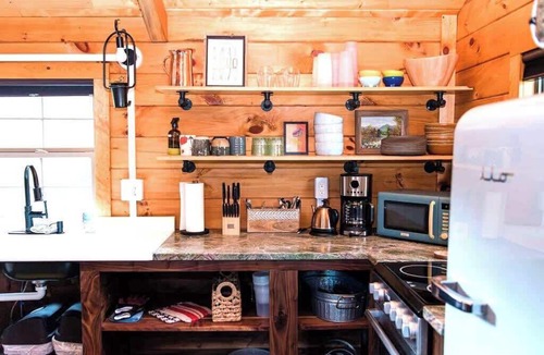 Lupton City Cabin | Mountaintop Retreat - central hiking & activities