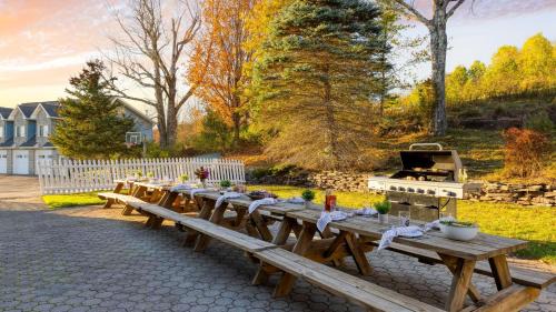 East Jewett House | Mountainview Estate - Main House by AvantStay