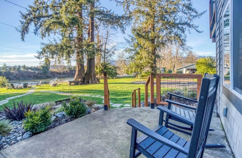 Nehalem House | Mountainview, Pet Friendly, Beach Nearby, FirePit