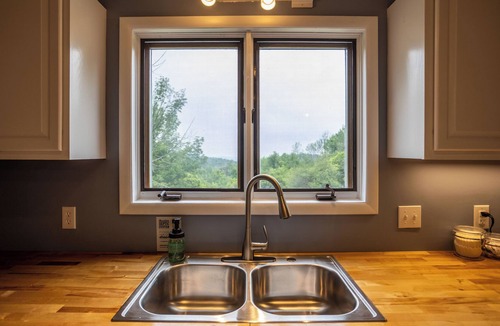 Bristol Hills House | Mountainview Secluded Retreat