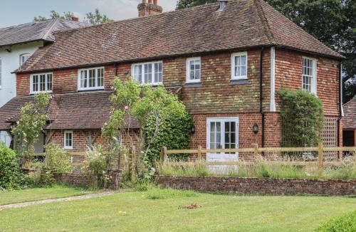 Wavehorne House | Mountfield Farm Cottage