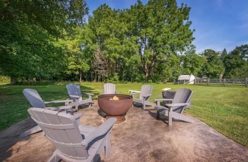 Mount Vernon House | MountVernon I Gambier I FirePit