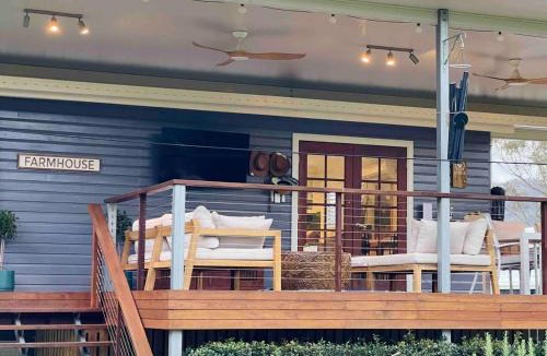 Canungra House | Mountview Alpaca Farmhouse